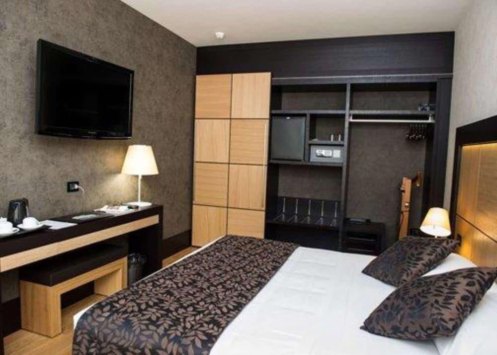 B&B Hotel بورغارّو تورينيسِّ المظهر الخارجي الصورة