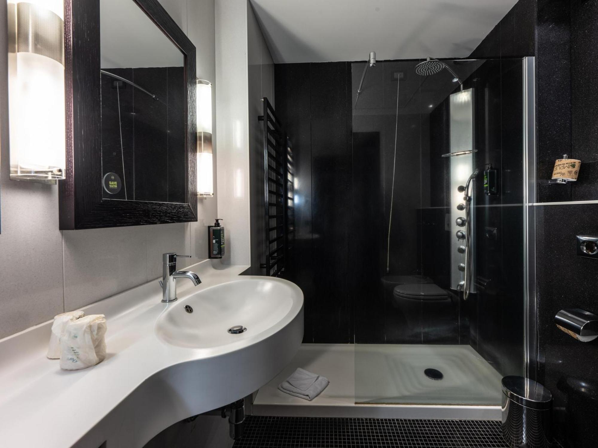 B&B Hotel بورغارّو تورينيسِّ المظهر الخارجي الصورة