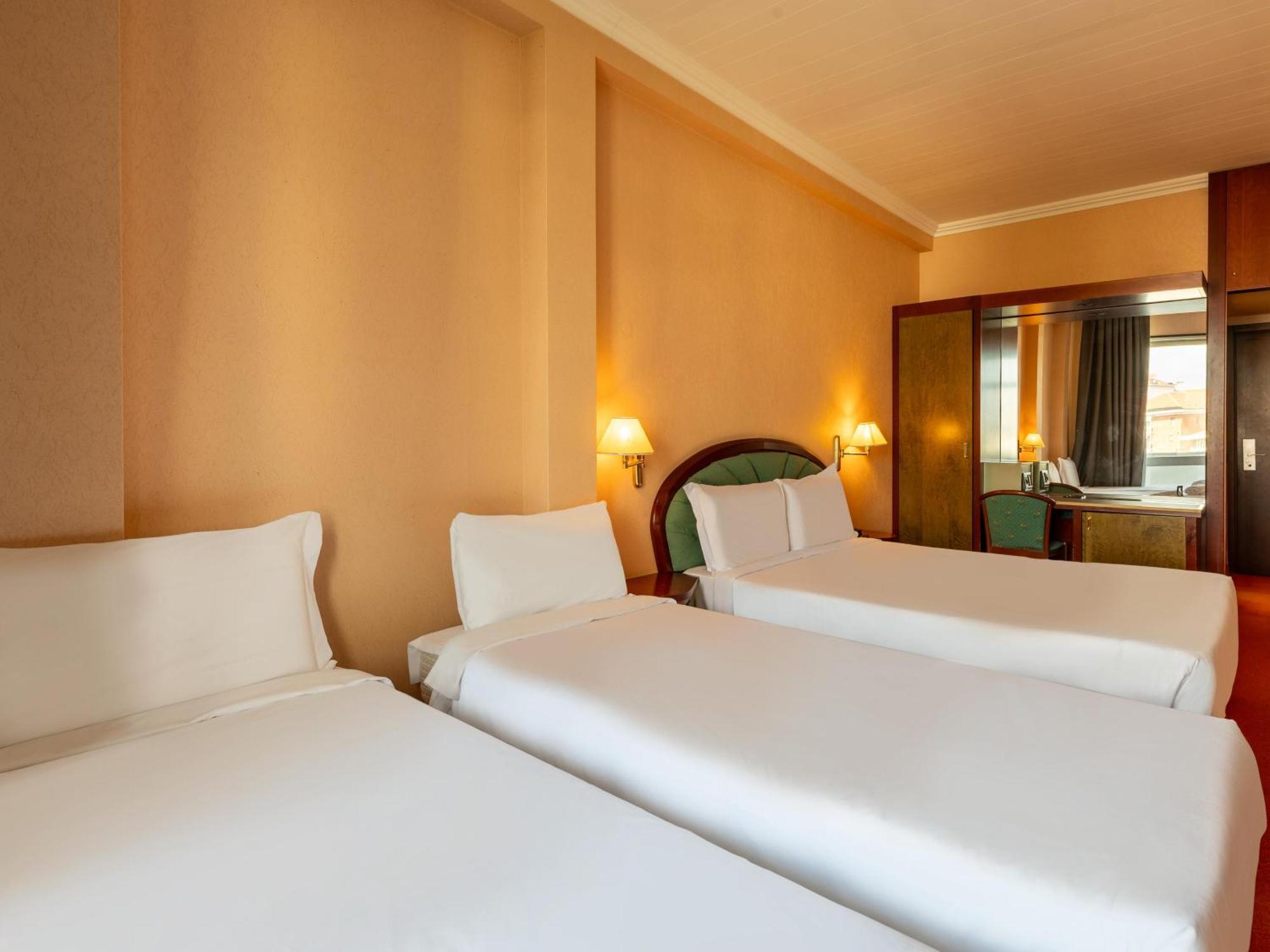 B&B Hotel بورغارّو تورينيسِّ المظهر الخارجي الصورة