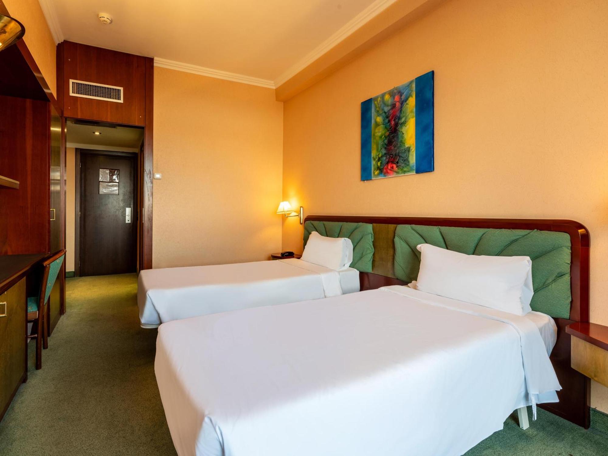 B&B Hotel بورغارّو تورينيسِّ المظهر الخارجي الصورة