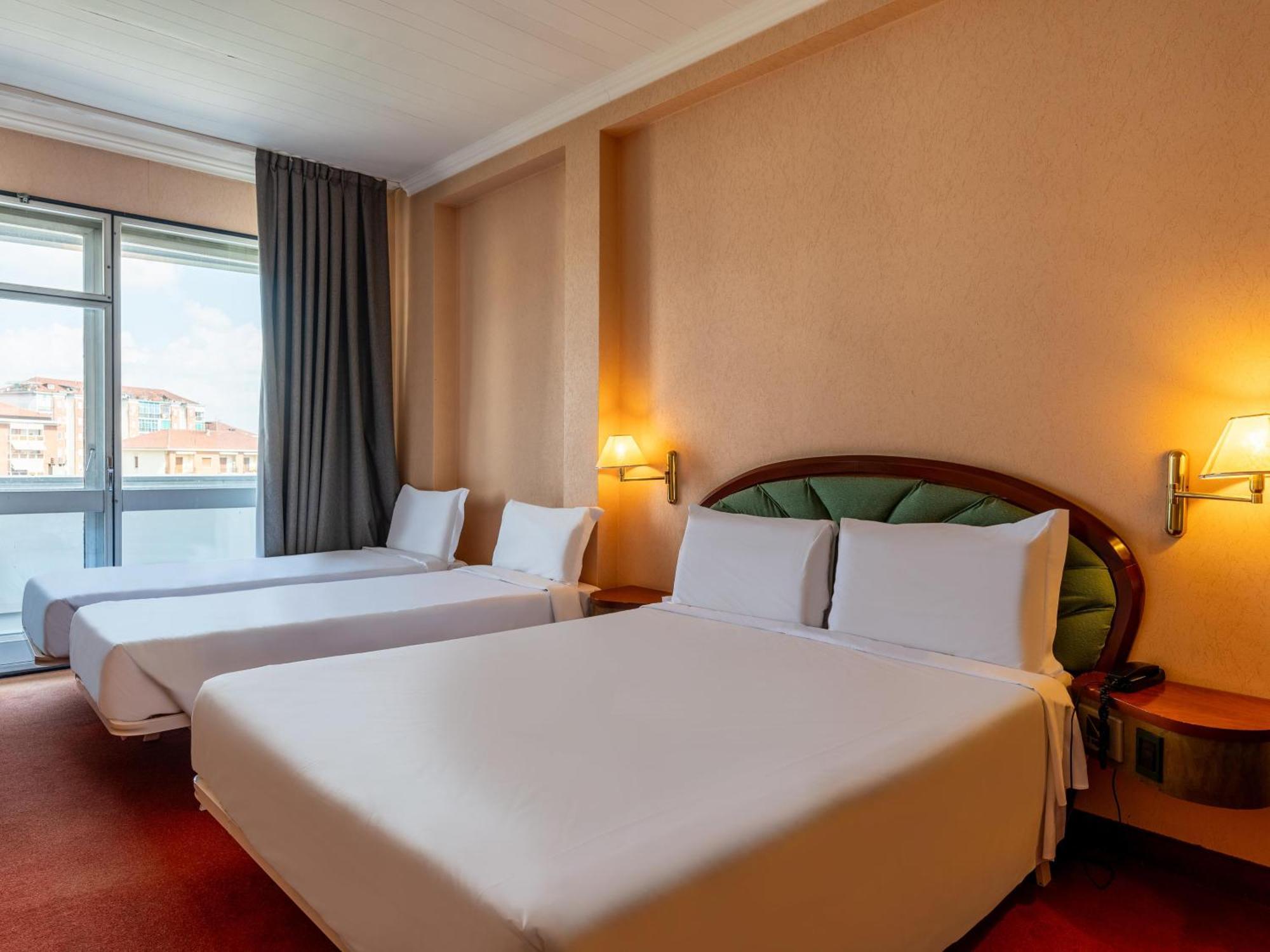 B&B Hotel بورغارّو تورينيسِّ المظهر الخارجي الصورة