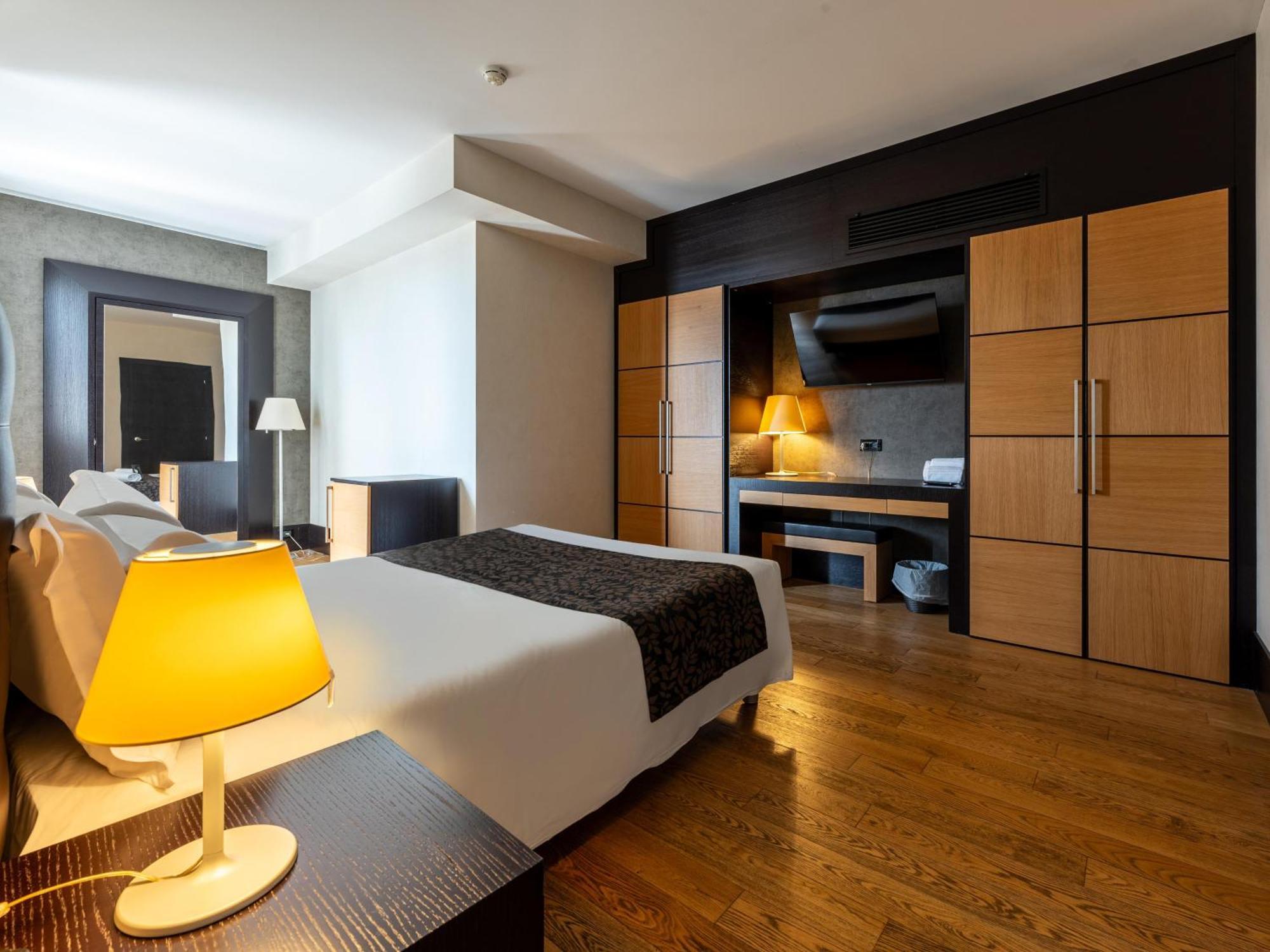 B&B Hotel بورغارّو تورينيسِّ المظهر الخارجي الصورة